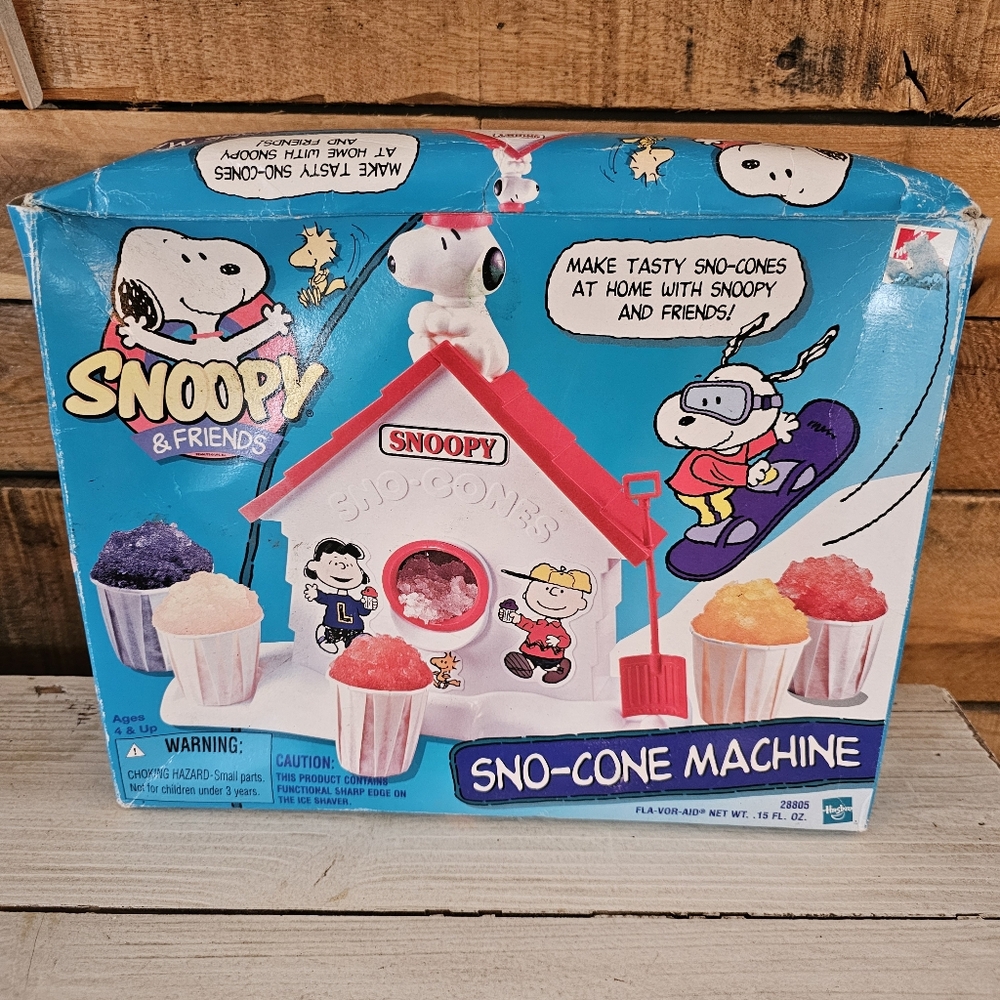 Vintage 1999 Snoopy & Friends Sno-cone Machine - Picture 10 of 14